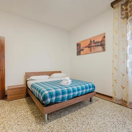 شقة Casa Tatiana - 15 Minutes From & Free Parking *
